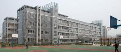 重庆公共交通技工学校地址在哪里