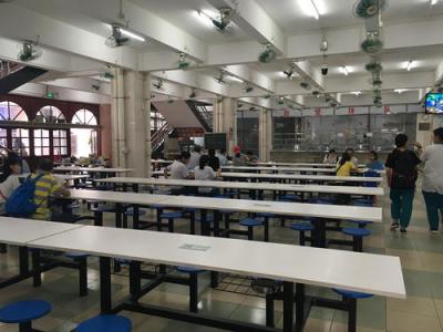清镇第一中学食堂