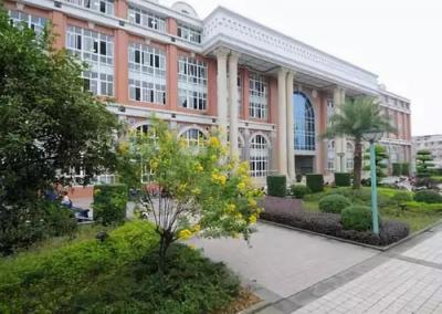 重庆合川中学教学楼