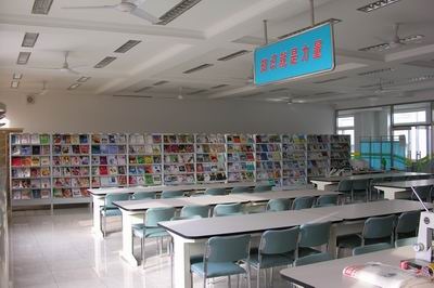 重庆求精中学阅览室