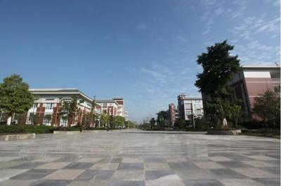 重庆市医科学校五年制大专校园