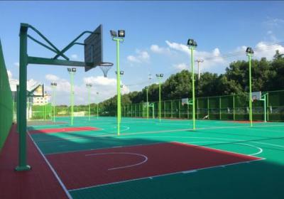 重庆市九龙坡职业教育中心五年制大专篮球场