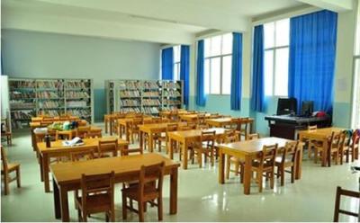 重庆市北碚职业教育中心五年制大专阅览室