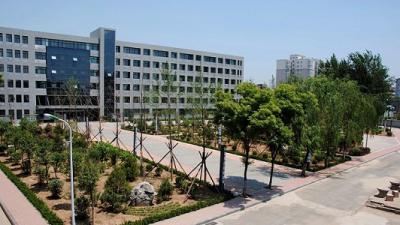 重庆市北碚职业教育中心五年制大专教学楼
