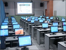 重庆信息技术职业学院五年制大专机房
