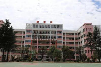 云南宣威第五中学