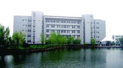 南京信息职业技术学院综合楼