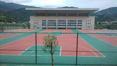 内江职业培训技工学校篮球场