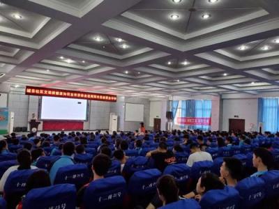 2021年贵州人民医院护士学校有哪些专业